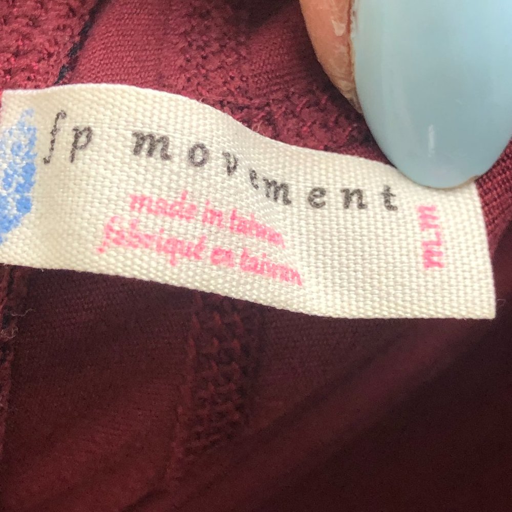 Free People Movement Good Times Ultra High Rise Extra Ling Maroon Leggings Yoga - Picture 10 of 14